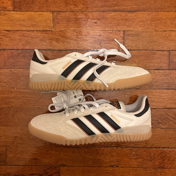 Men’s Adidas Busenitz indoor Sneakers size 9